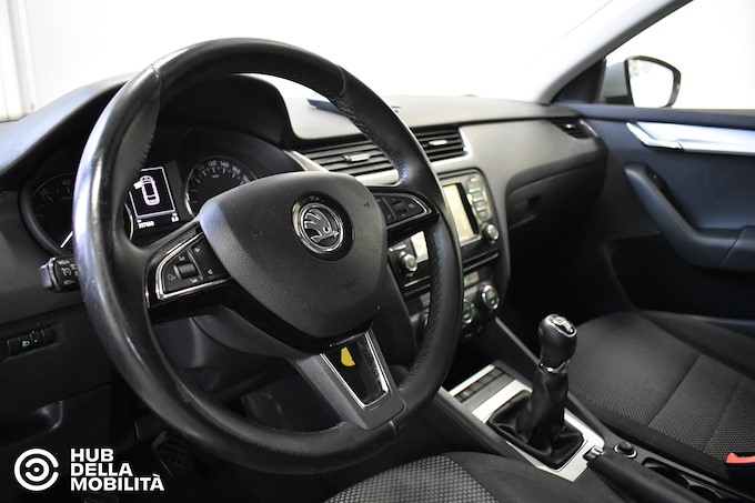 SKODA Octavia 1.4 TSI Wagon Active G-Tec